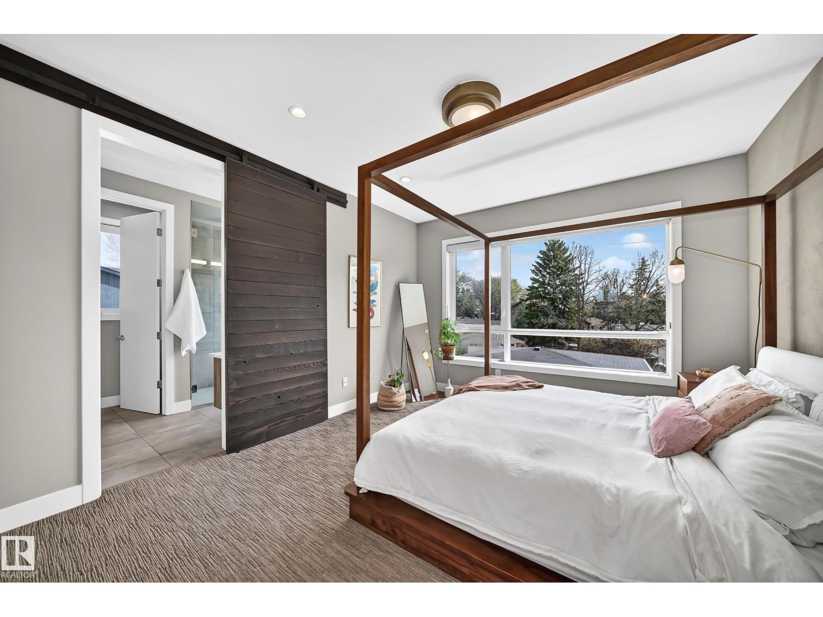 9235 148 ST NW - 35