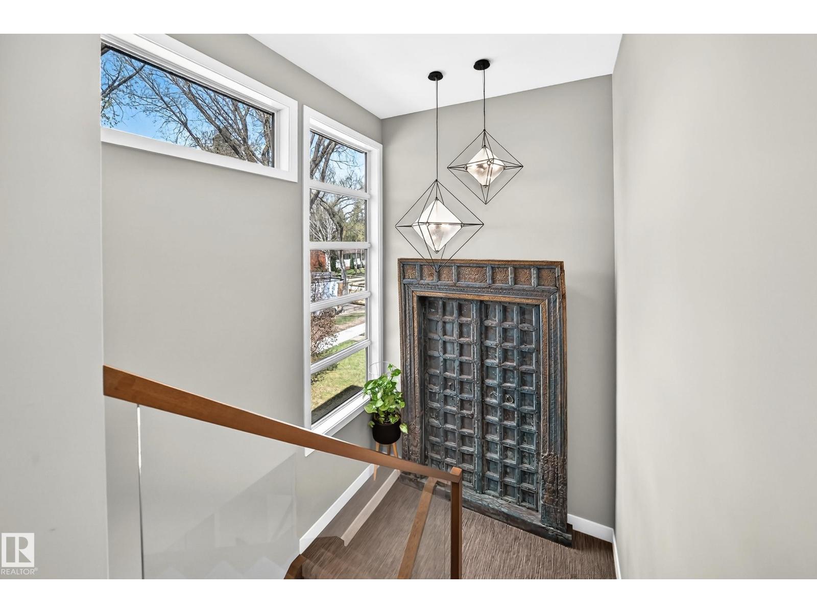 9235 148 ST NW - 31
