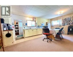 189 Alpine Road, Christina Lake, BC V0H1E1 Photo 12