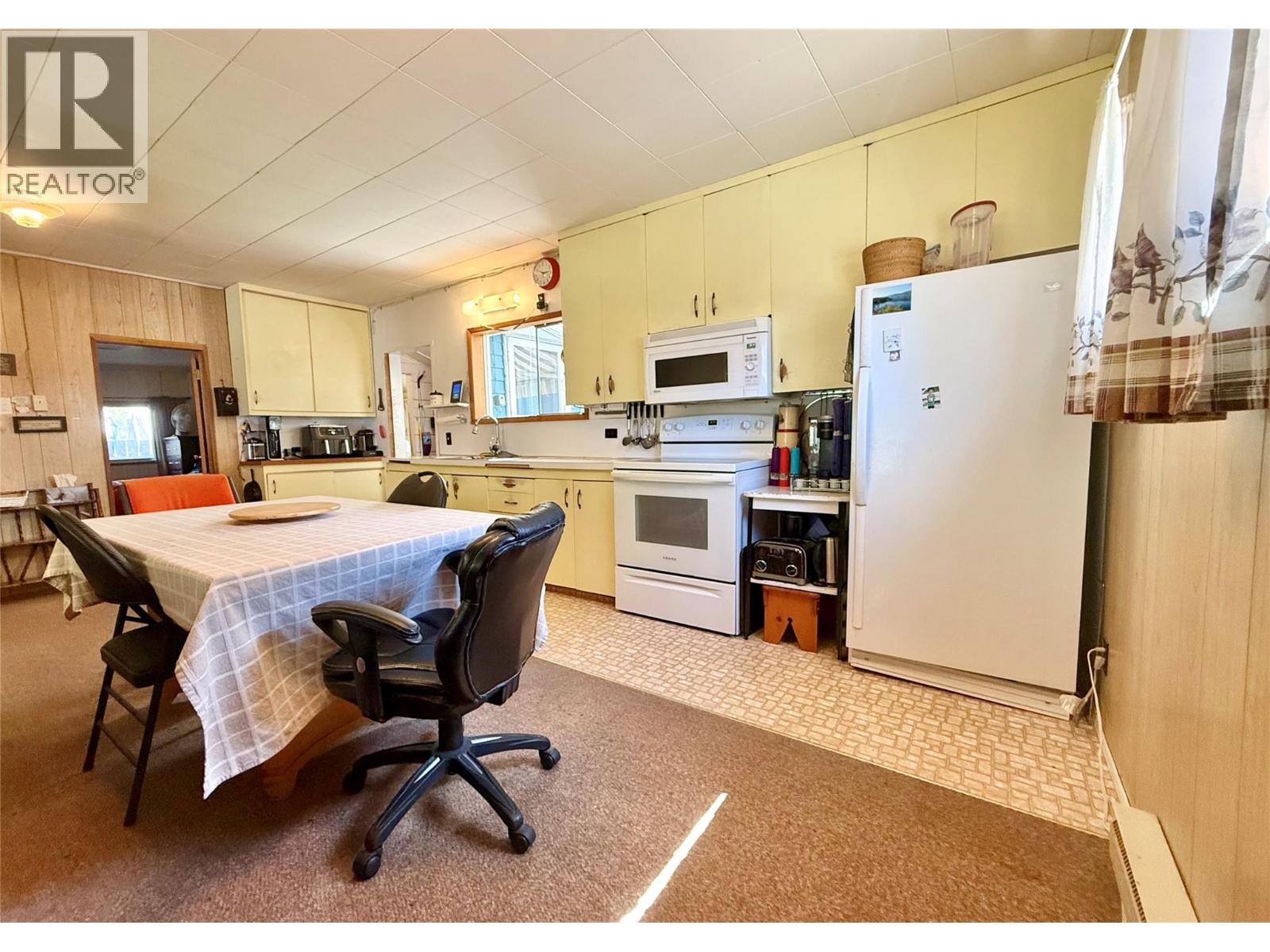 189 Alpine Road - 10