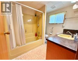189 Alpine Road, Christina Lake, BC V0H1E1 Photo 18
