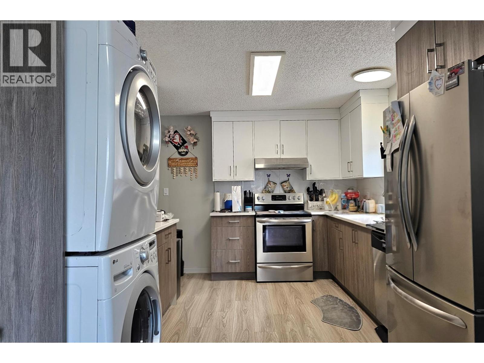 1635-1637 Findlay Road - 29
