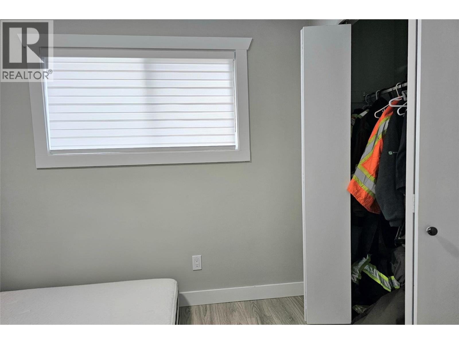 1635-1637 Findlay Road - 34