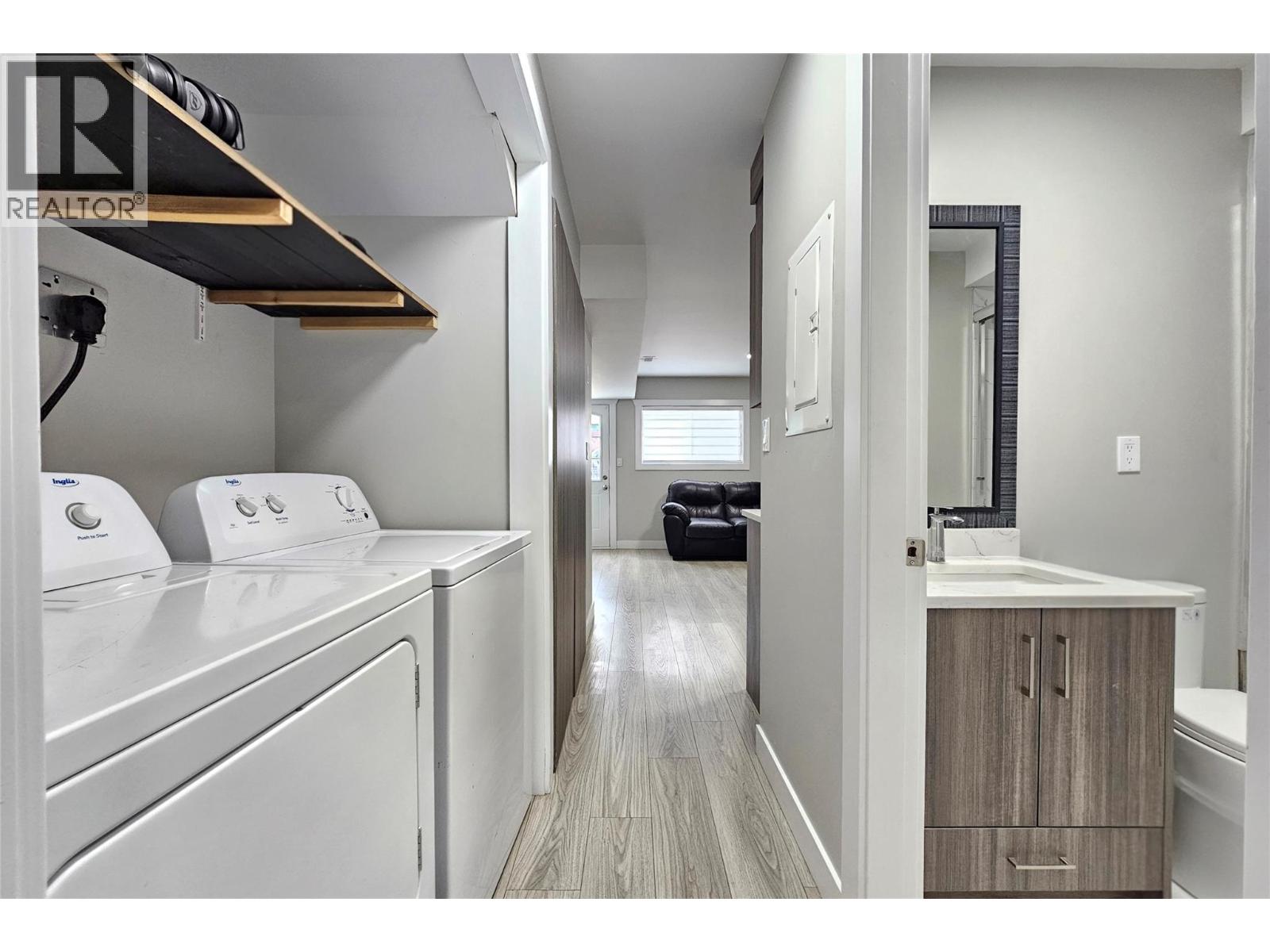 1635-1637 Findlay Road - 20