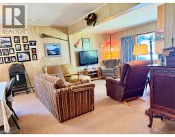 189 Alpine Road, Christina Lake, BC V0H1E1 Photo 9