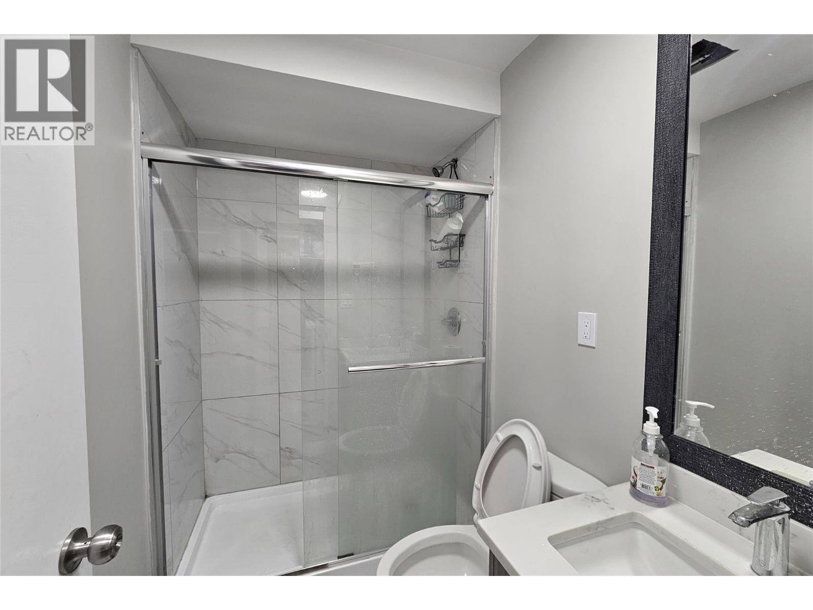 1635-1637 Findlay Road - 43