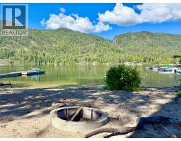 189 Alpine Road, Christina Lake, BC V0H1E1 Photo 32