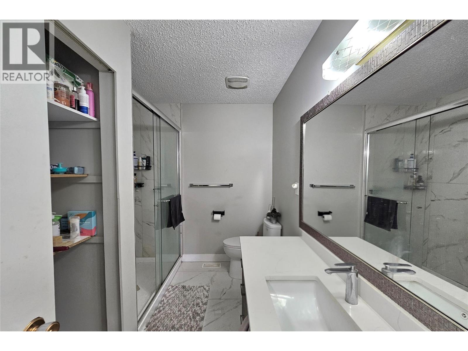 1635-1637 Findlay Road - 13