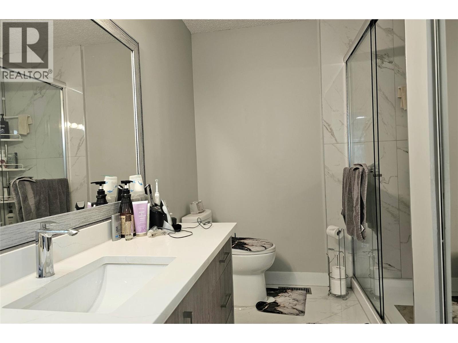1635-1637 Findlay Road - 35