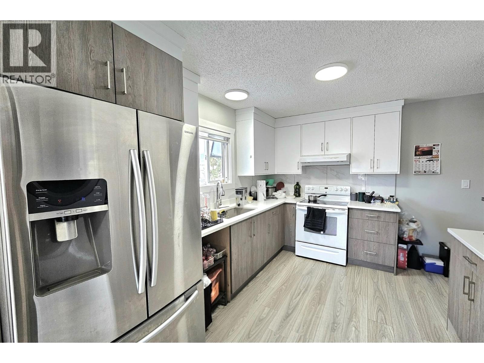 1635-1637 Findlay Road - 9