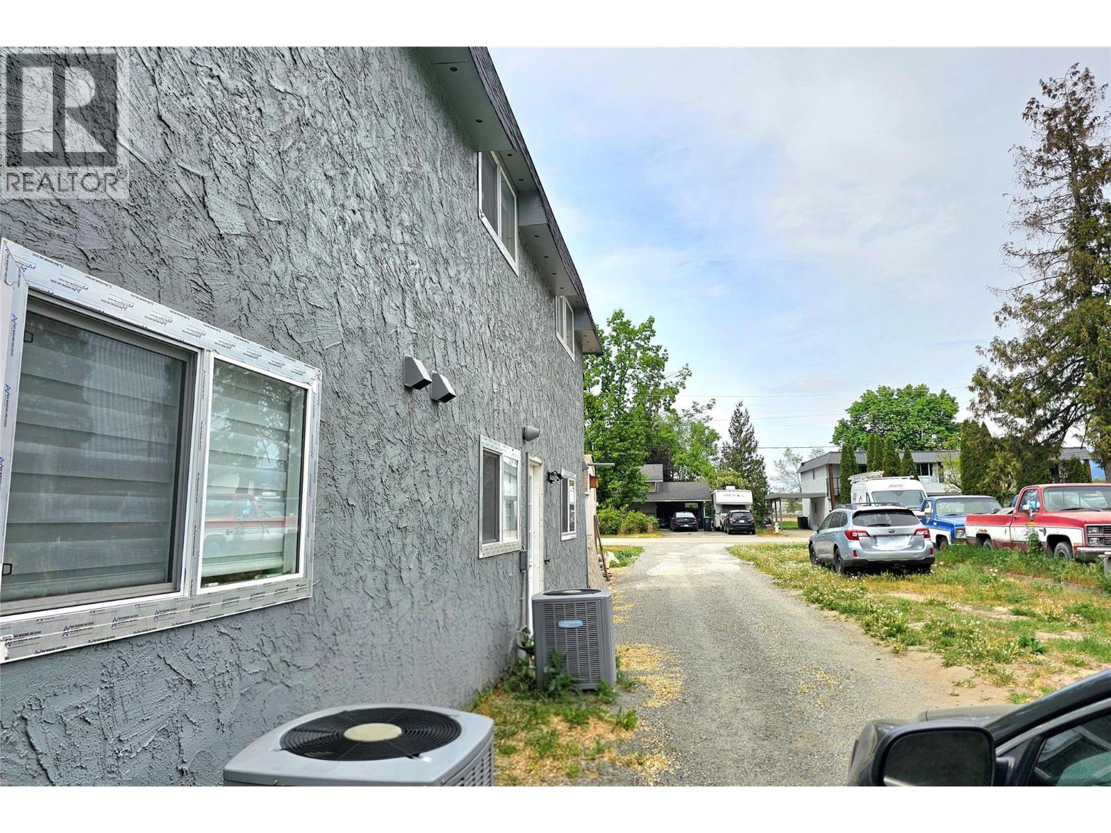 1635-1637 Findlay Road - 46