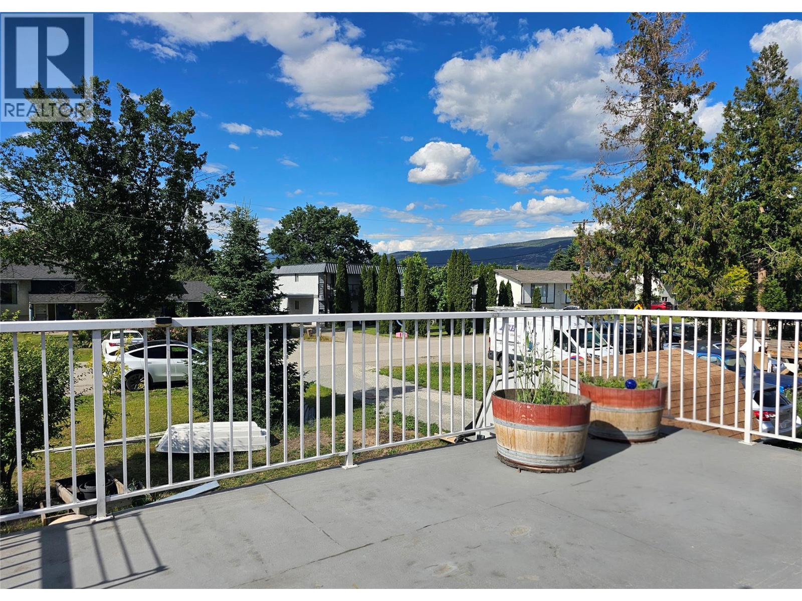1635-1637 Findlay Road - 5