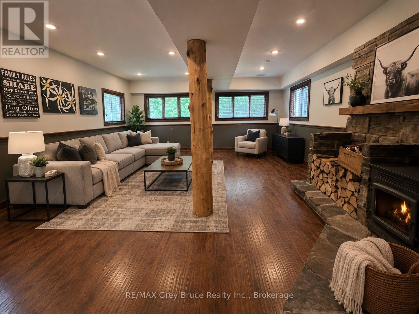 1535 15 SIDE ROAD - 3
