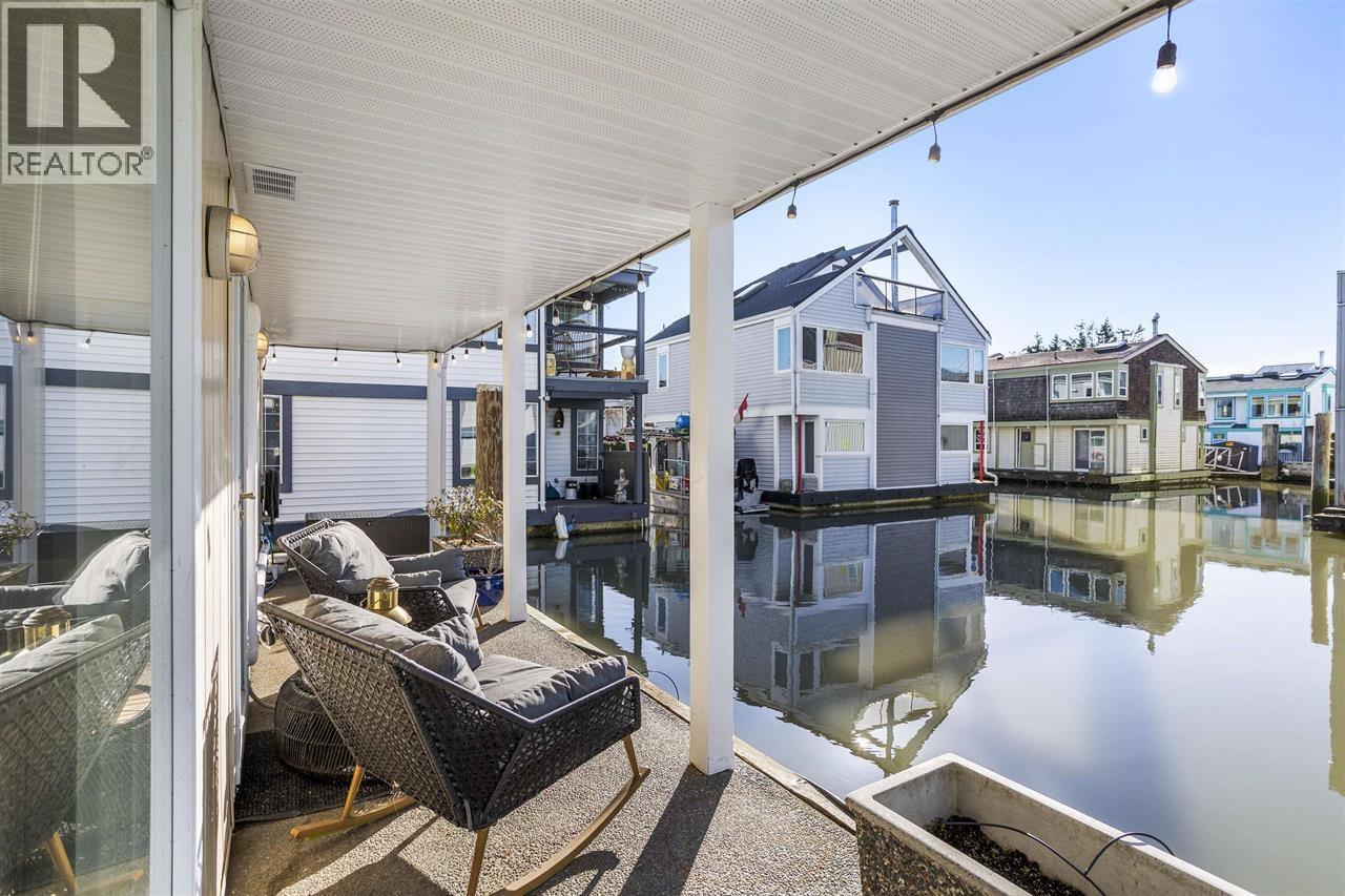 10 3459 RIVER ROAD, Delta