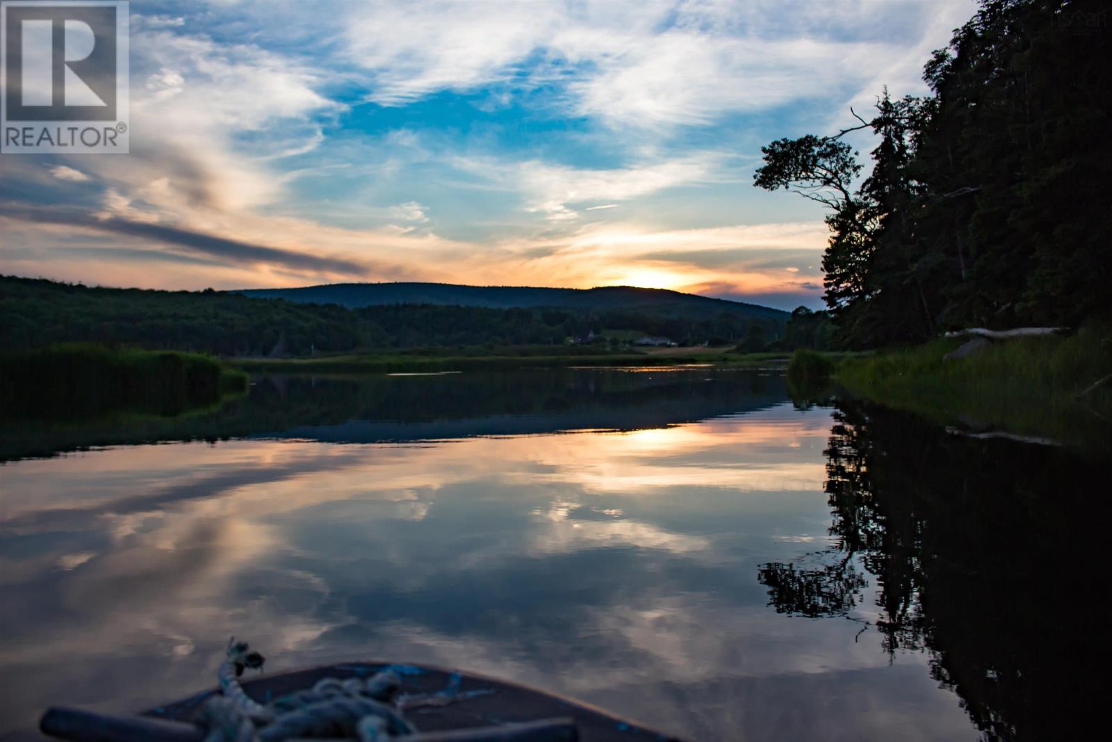 1011 East Margaree Road - 13