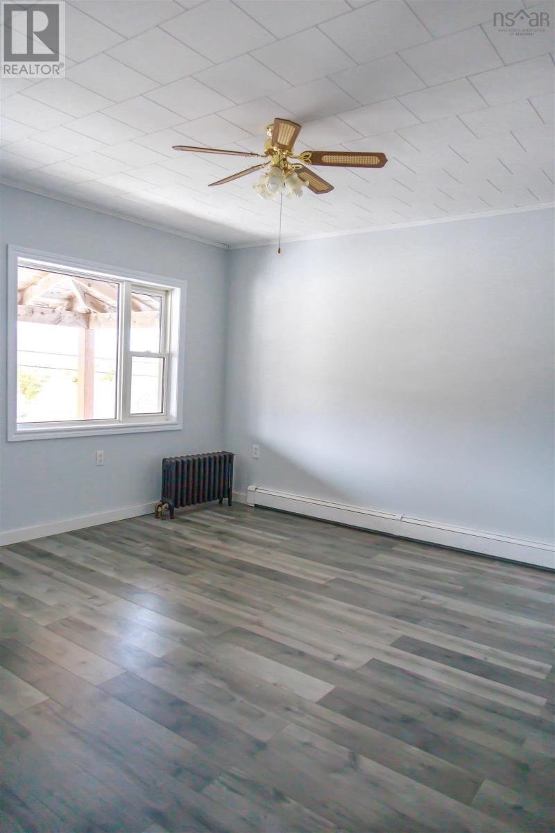 1011 East Margaree Road - 19