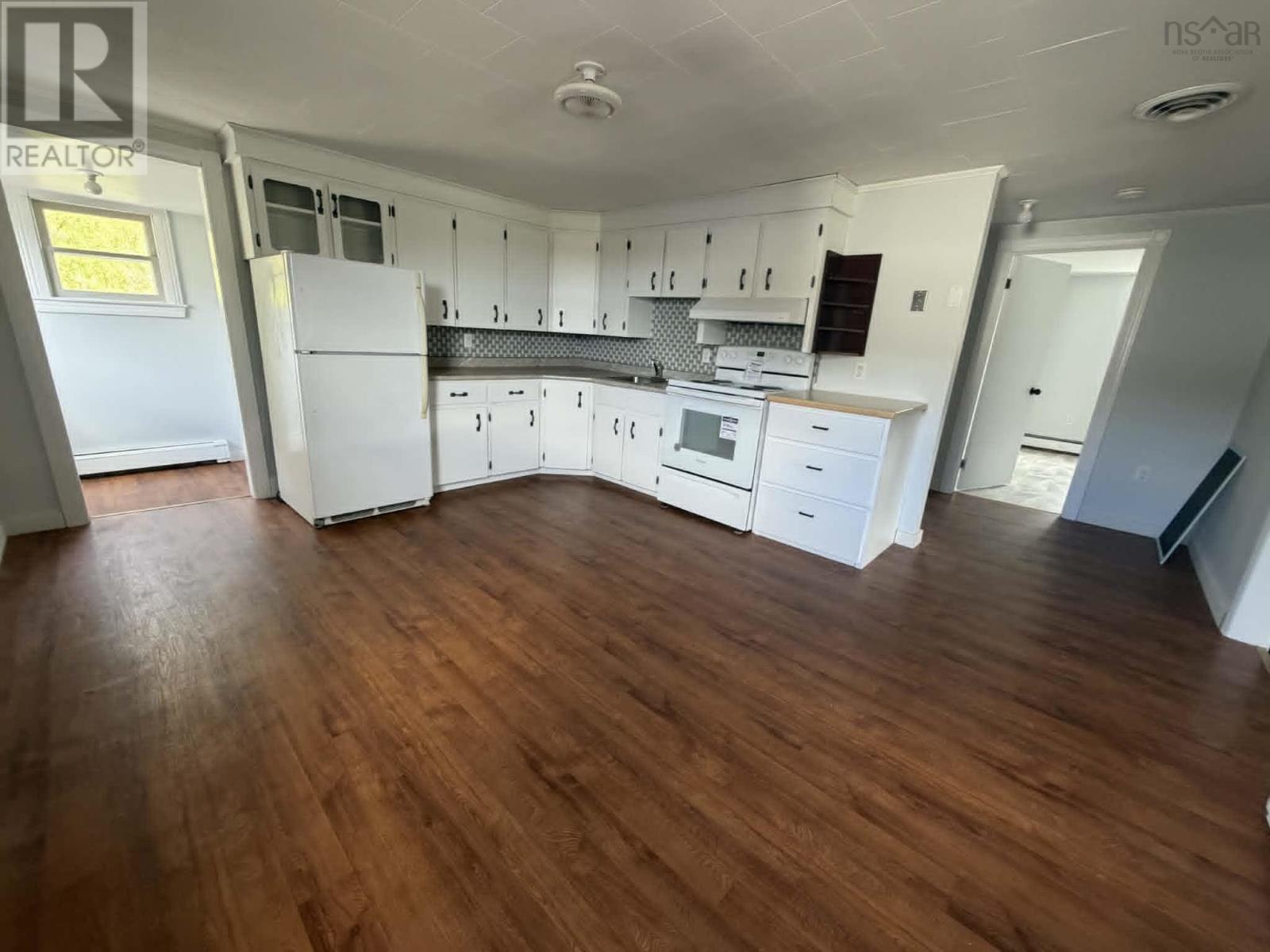 1011 East Margaree Road - 24