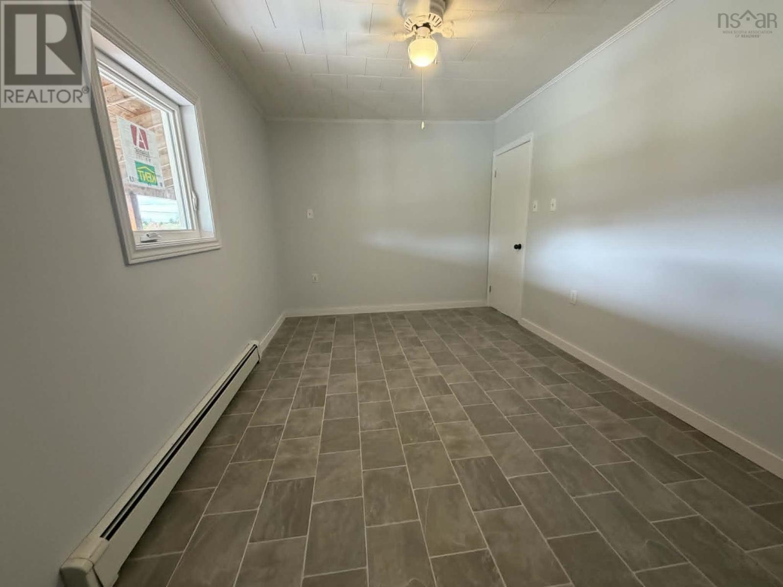 1011 East Margaree Road - 29