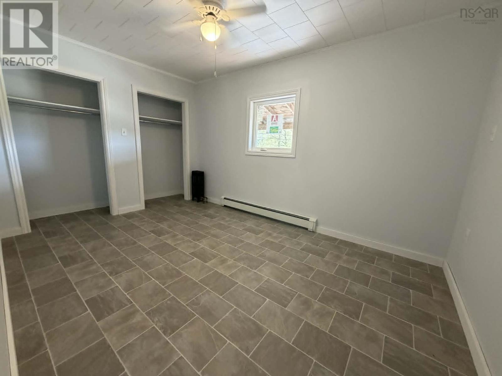 1011 East Margaree Road - 28