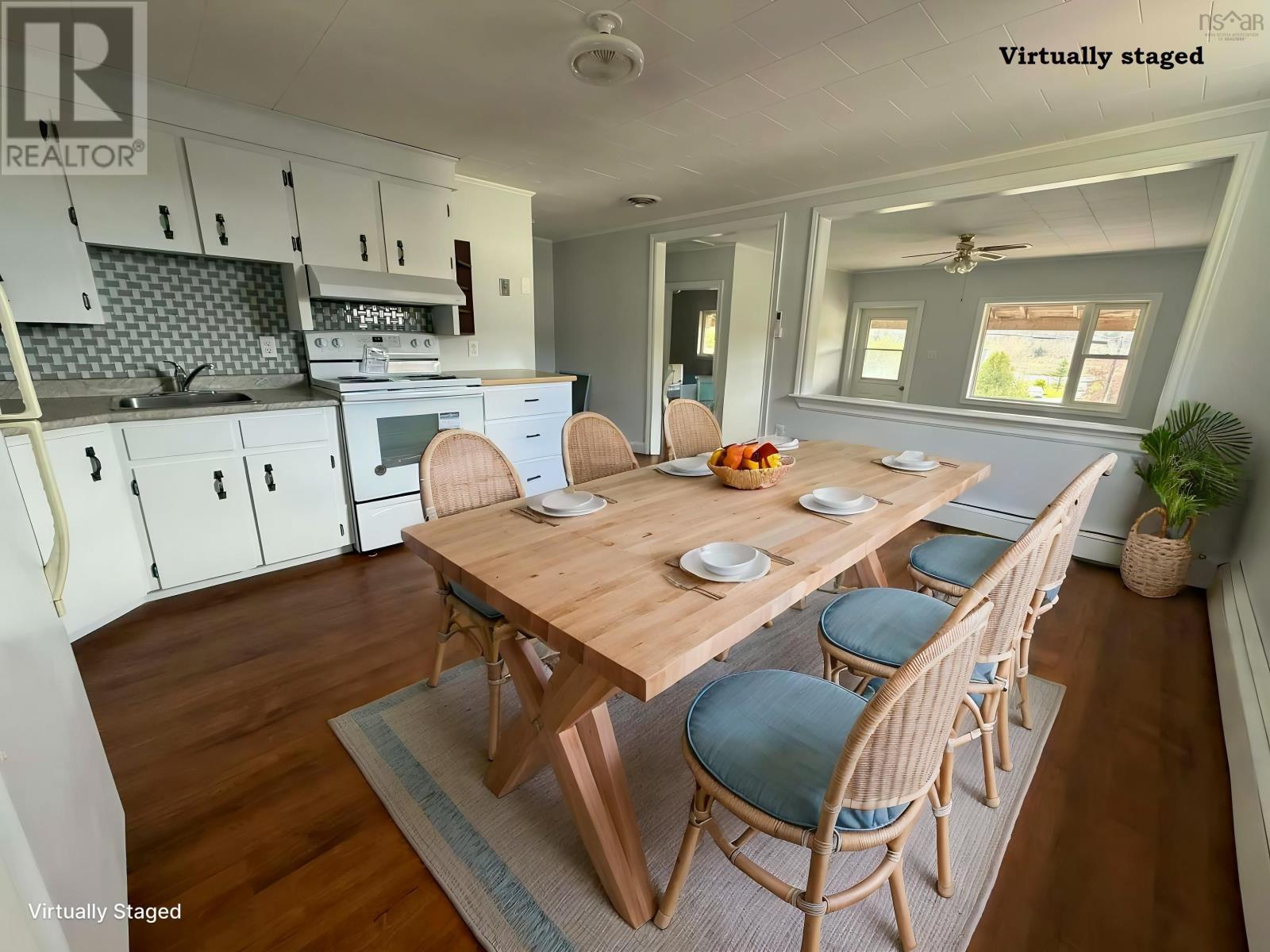1011 East Margaree Road - 46
