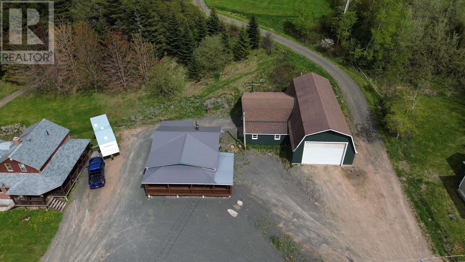 1011 East Margaree Road - 7