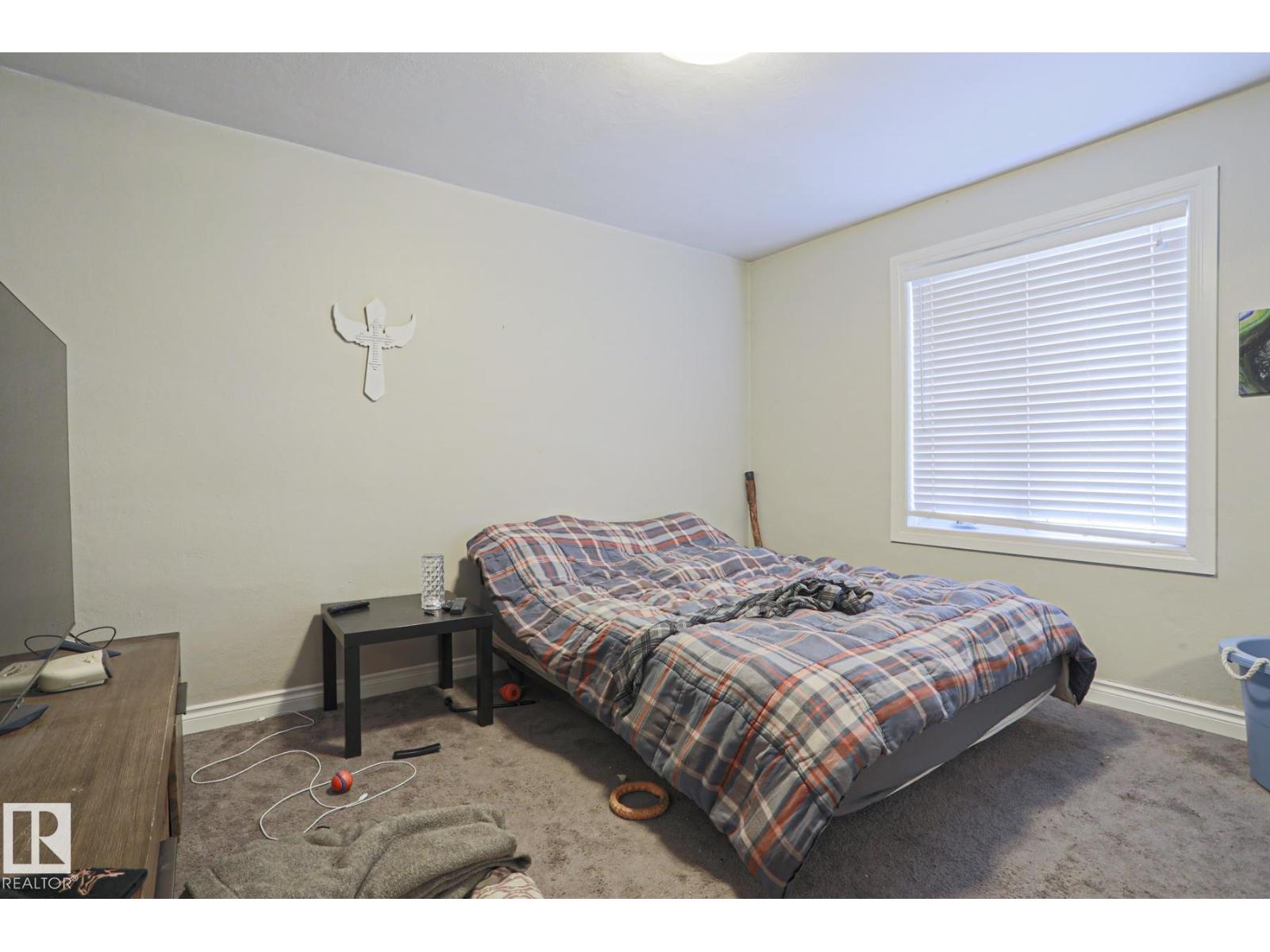12418 93 ST NW - 12
