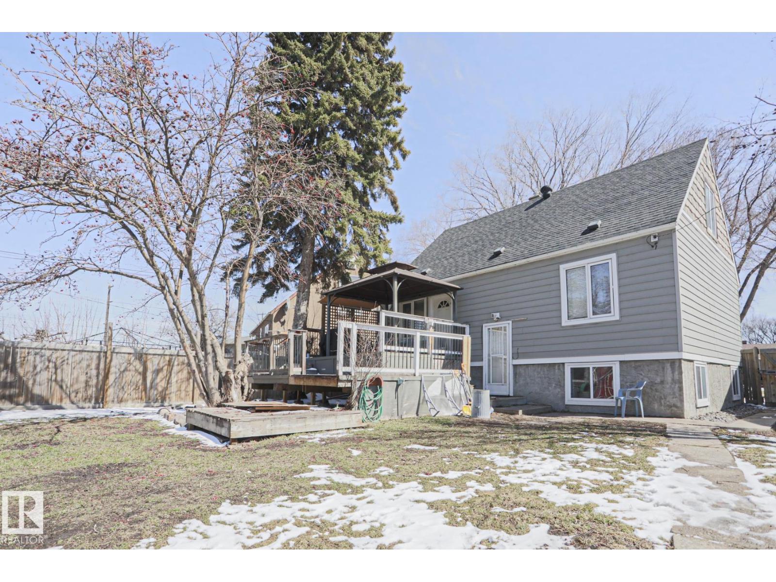 12418 93 ST NW - 38