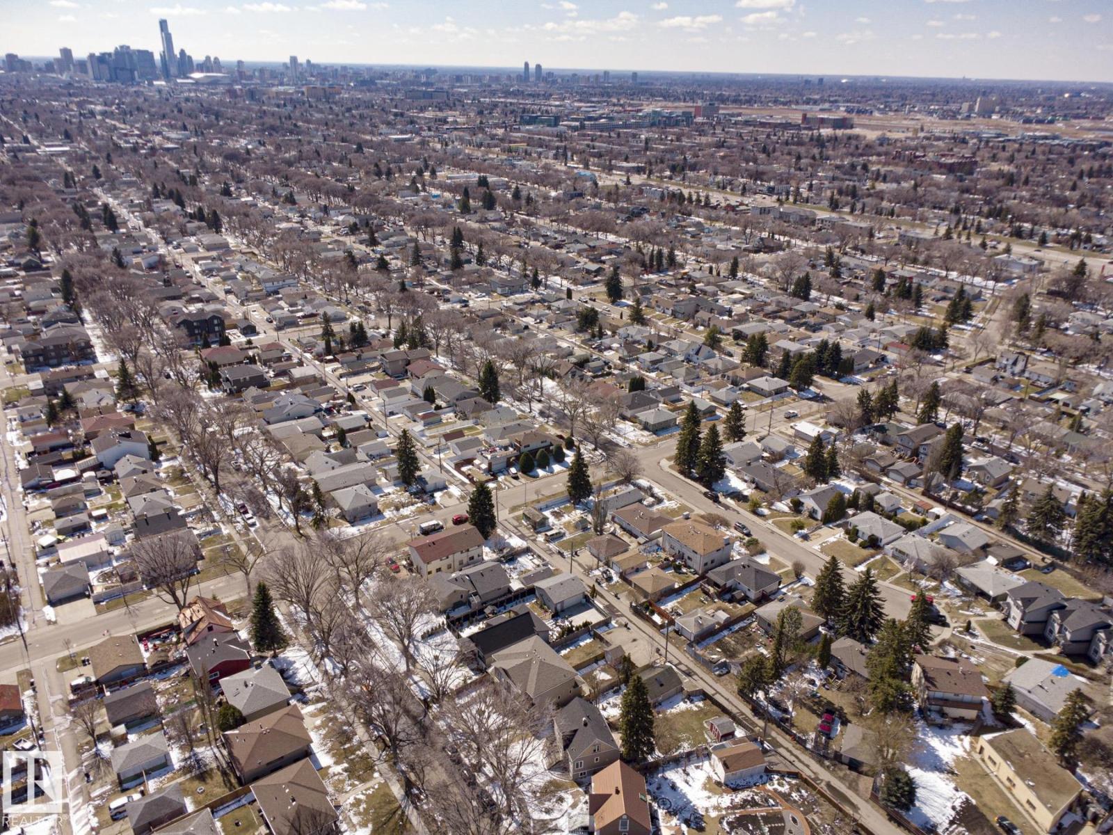 12418 93 ST NW - 51