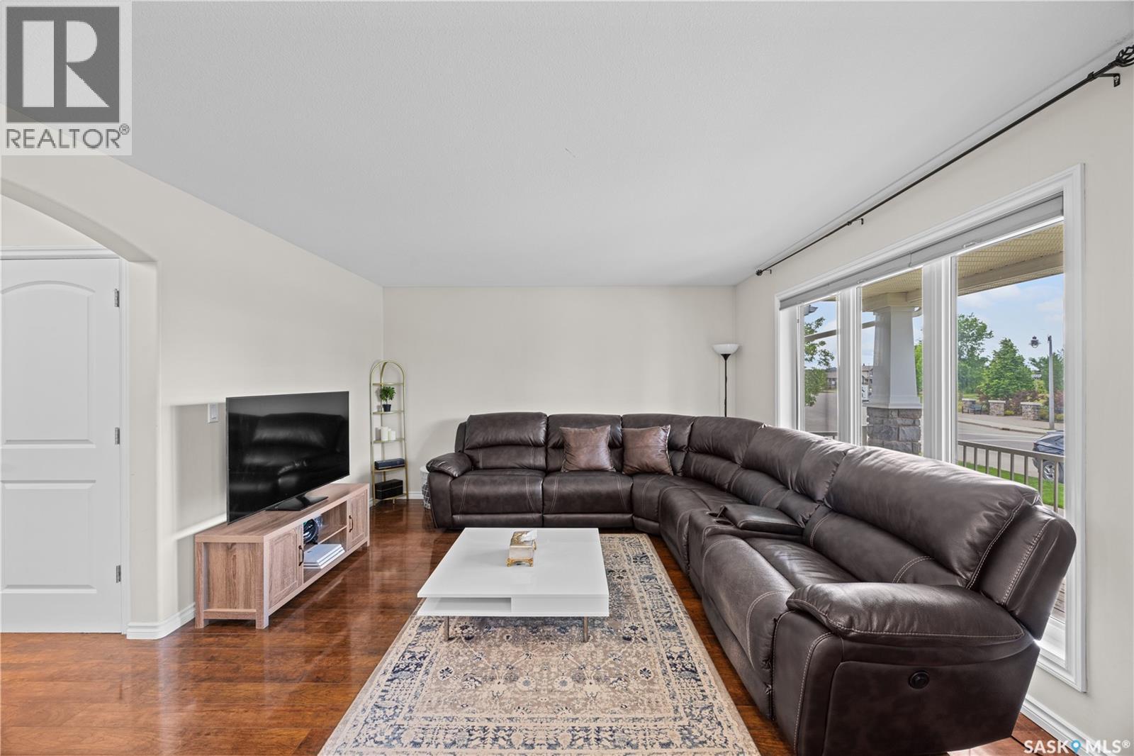 610 Stonebridge COMMON — photo 10