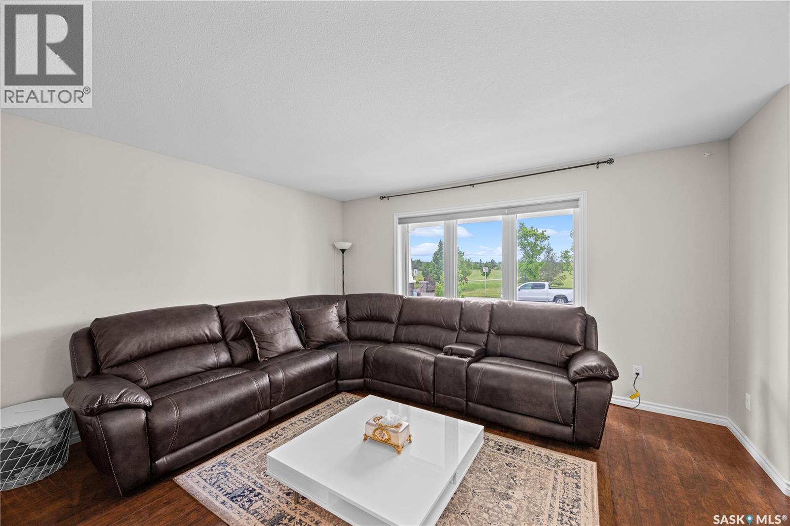 610 Stonebridge COMMON — photo 11