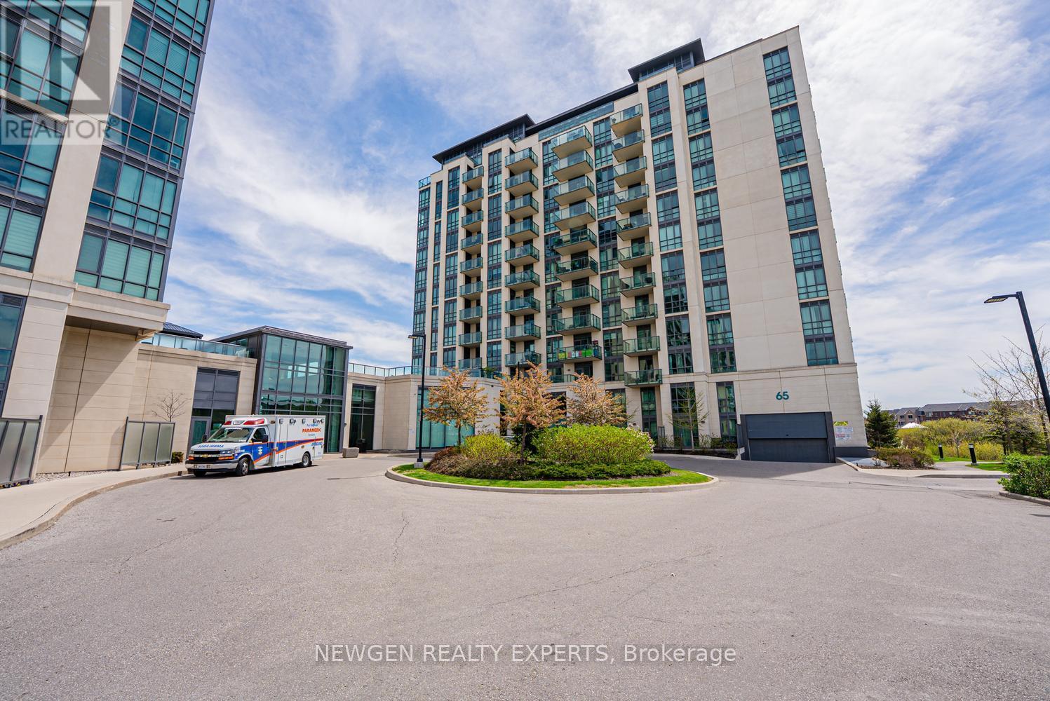 #808 65 YORKLAND BOULEVARD - 6
