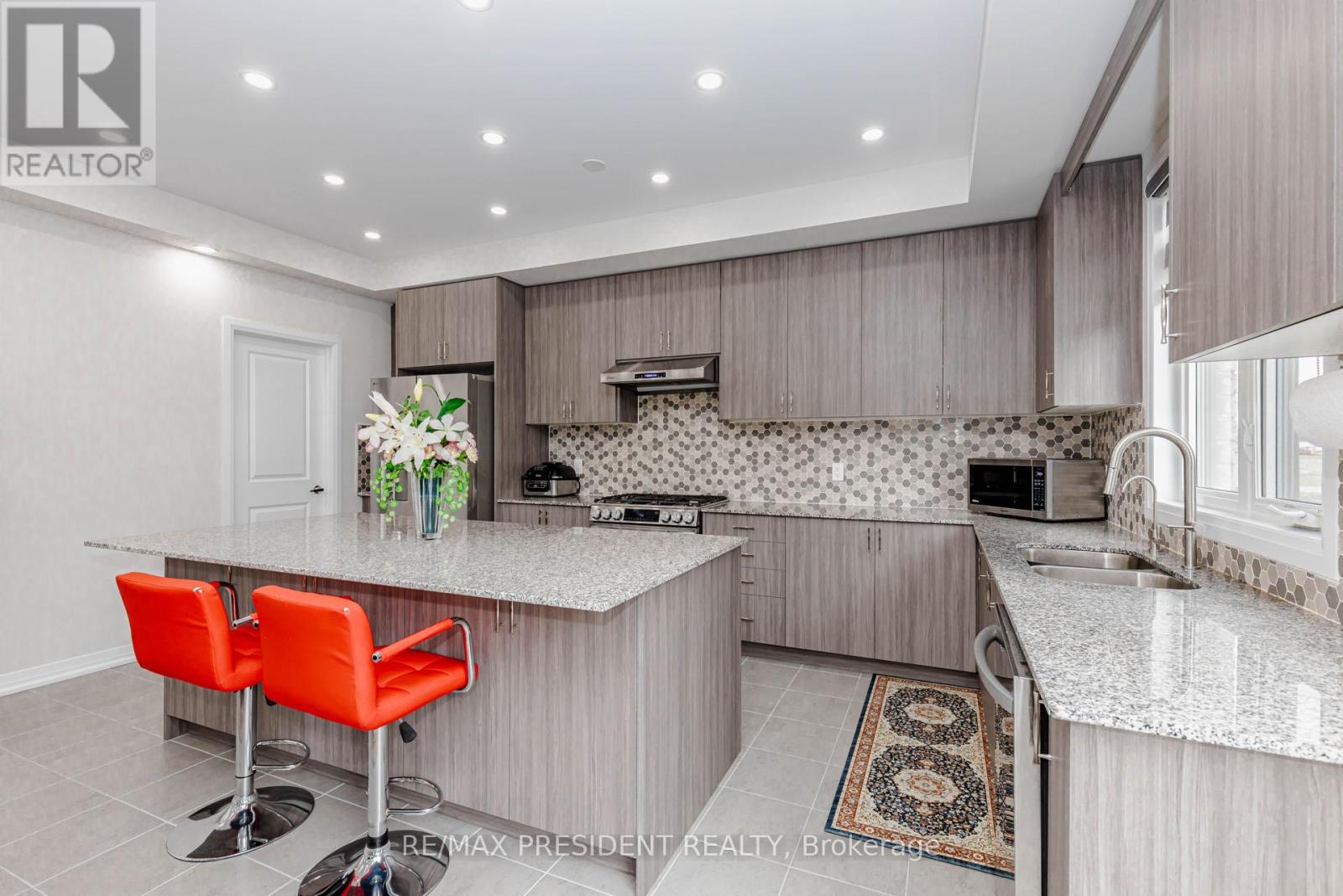 405 NEWMAN DRIVE - 17
