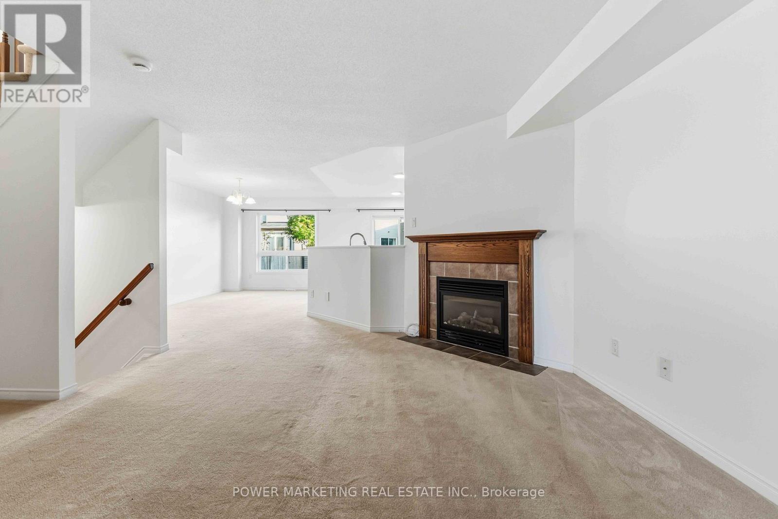 3 Bed, 3 Bath House for Sale in Ottawa – 326 APPLECROSS CRESCENT, Ottawa – MLS# X13442430 - Image 7