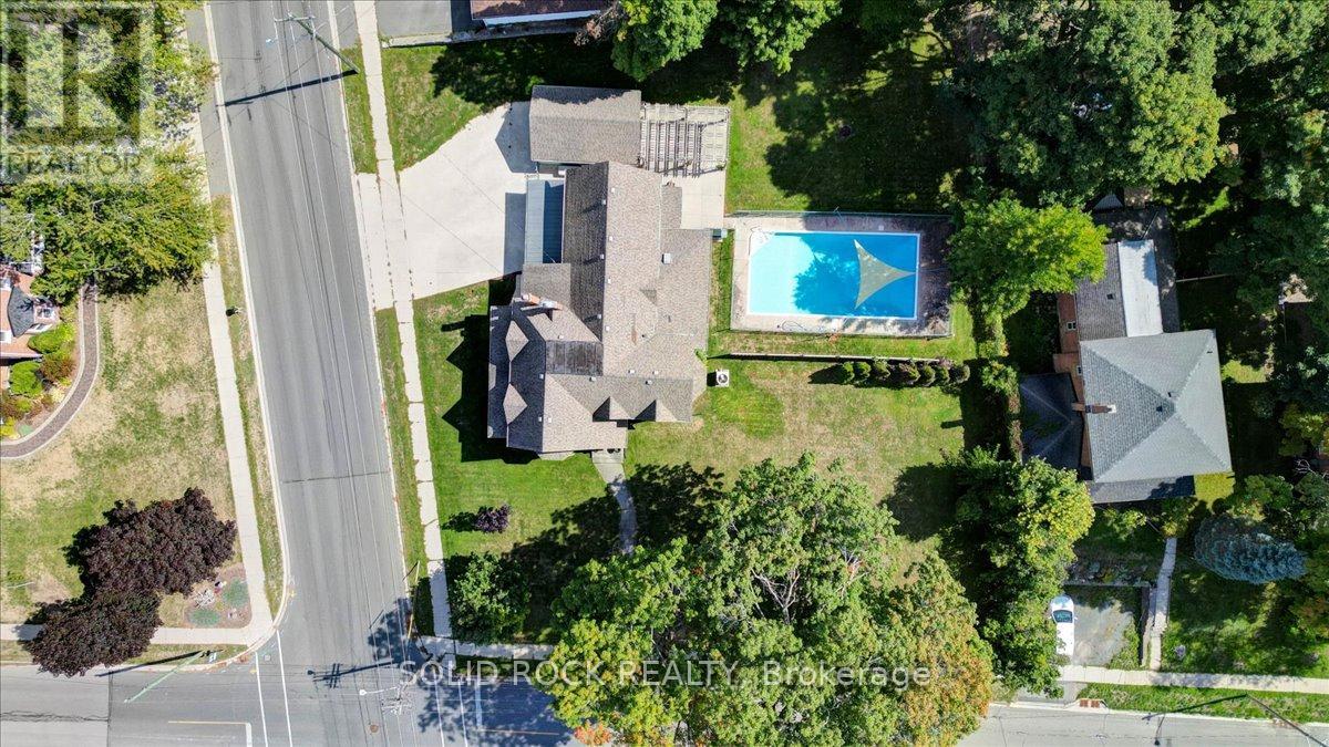 87 BOOTH STREET N - Image 37