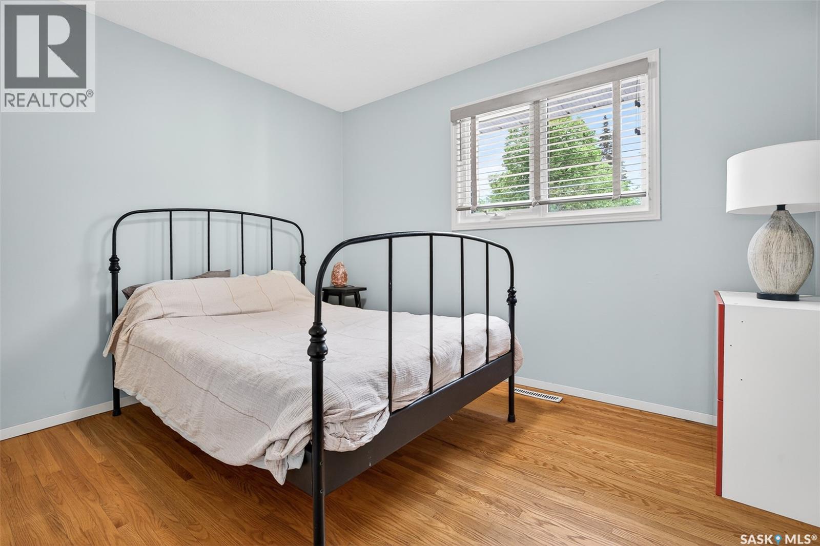 1198 Duffield CRESCENT - 35