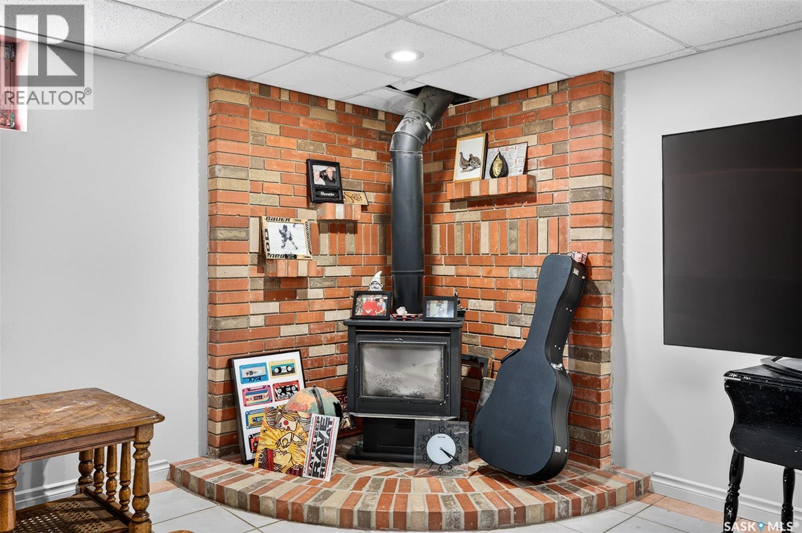 1198 Duffield CRESCENT - 43
