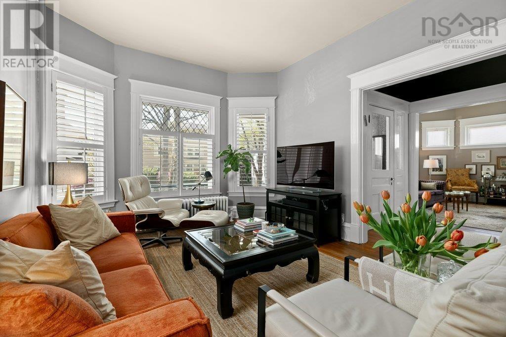 1535 Larch Street - 18
