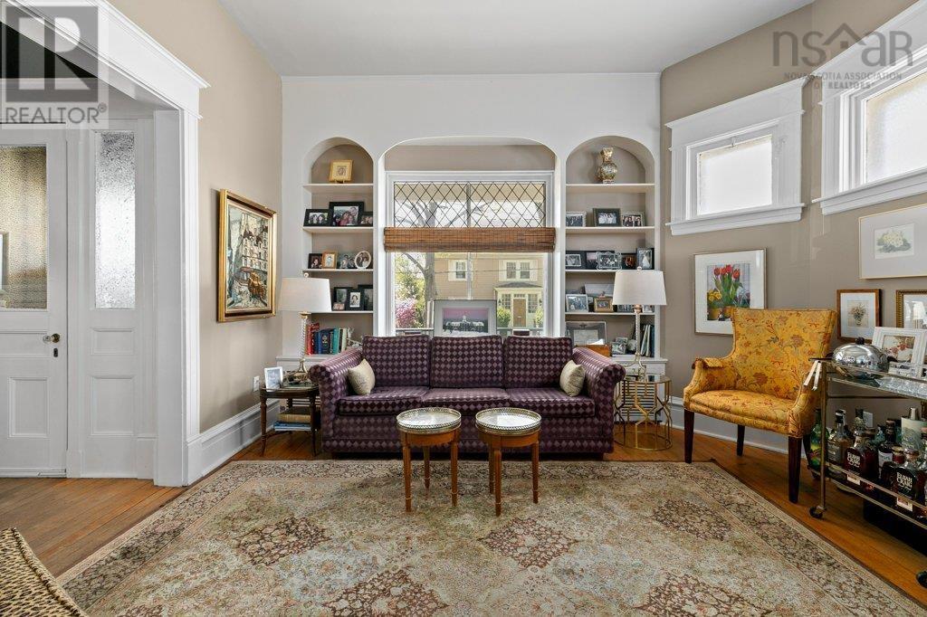1535 Larch Street - 25