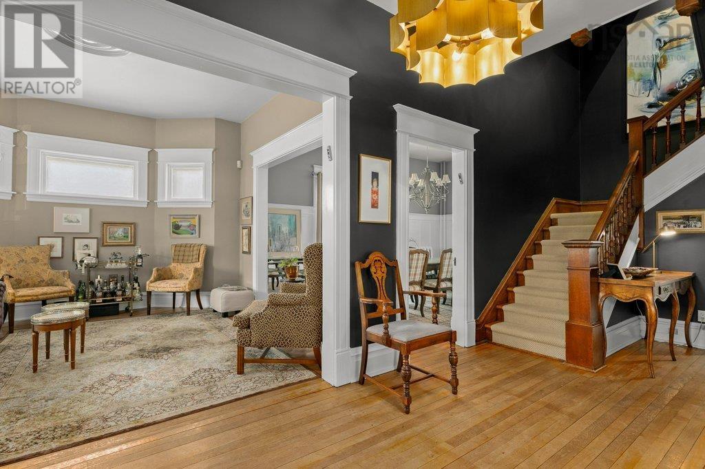 1535 Larch Street - 20