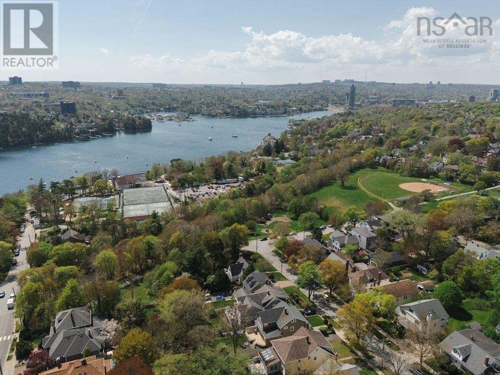 1535 Larch Street - 3