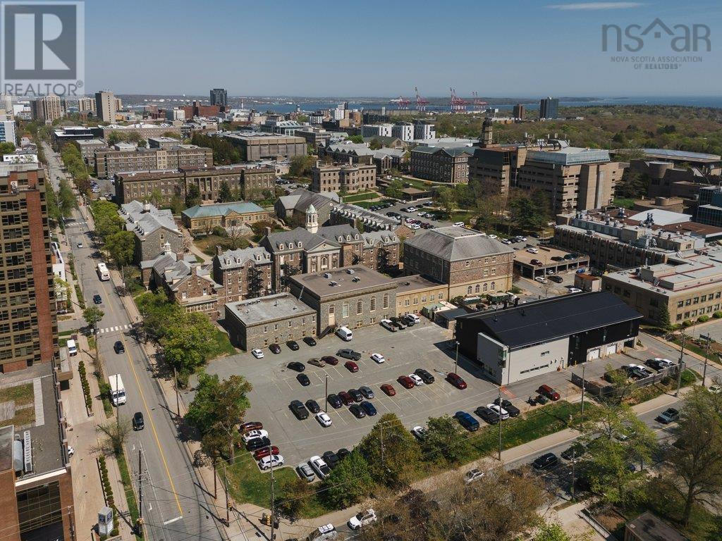1535 Larch Street - 49