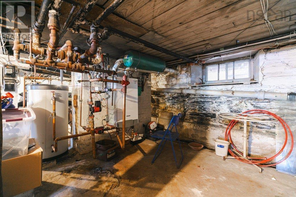 1535 Larch Street - 46