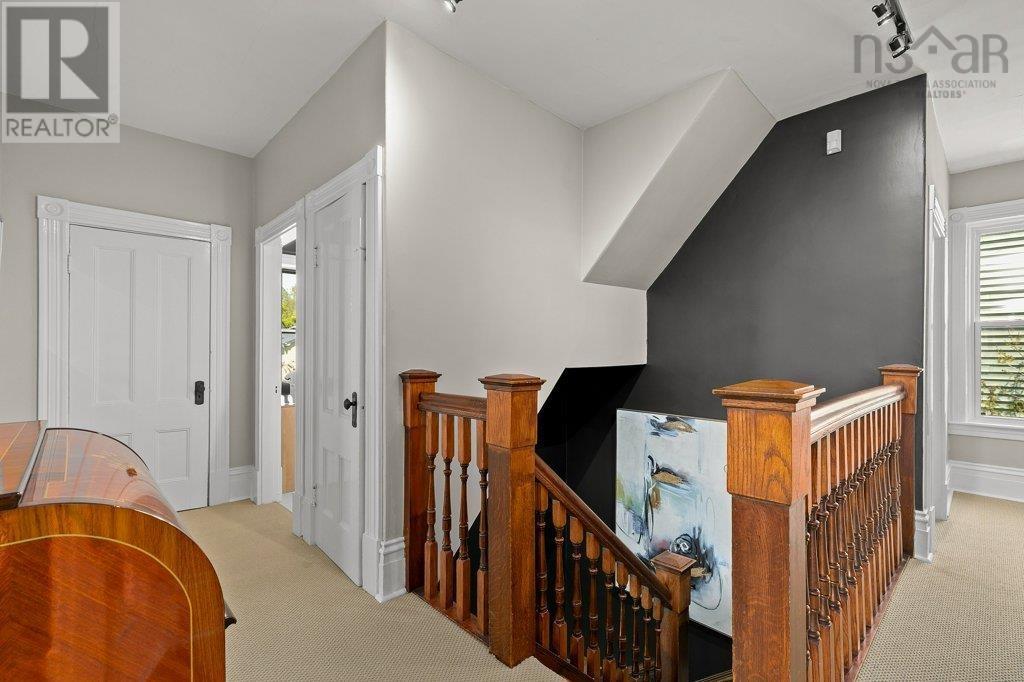 1535 Larch Street - 39