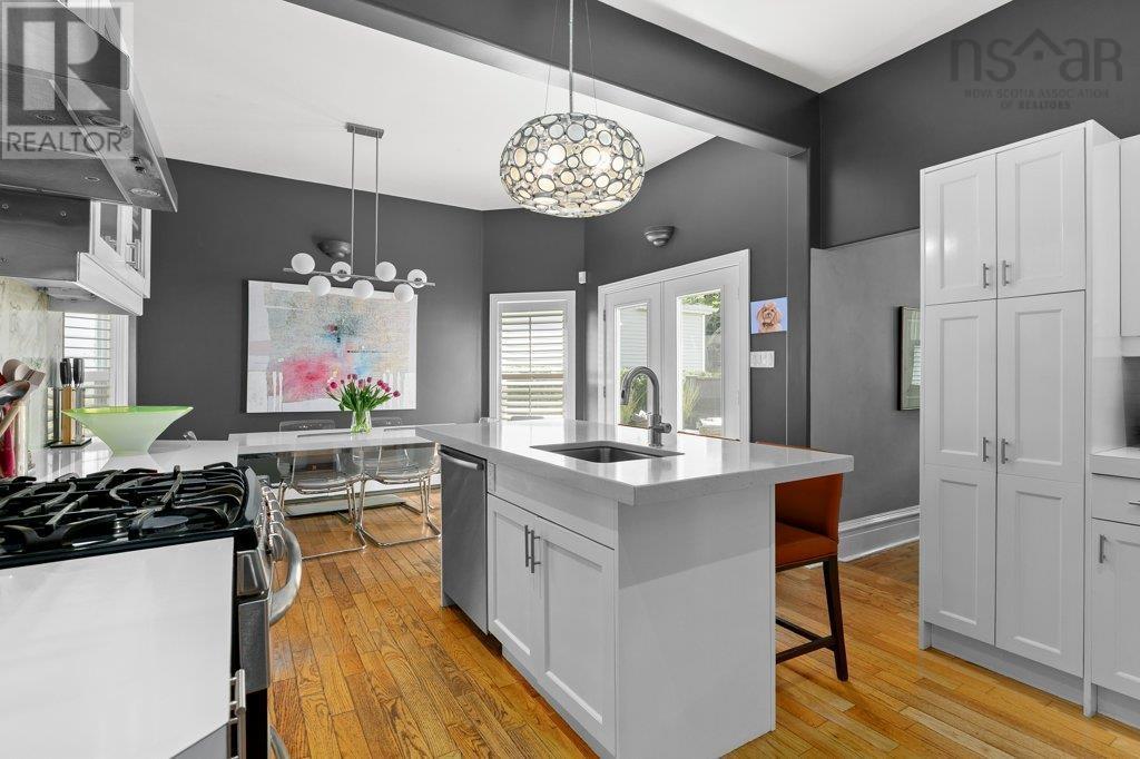 1535 Larch Street - 7