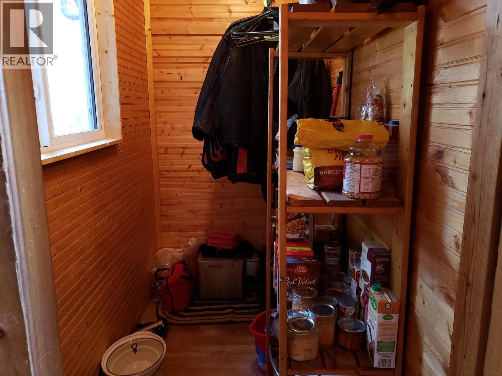 7589 JULSRUD ROAD - 16