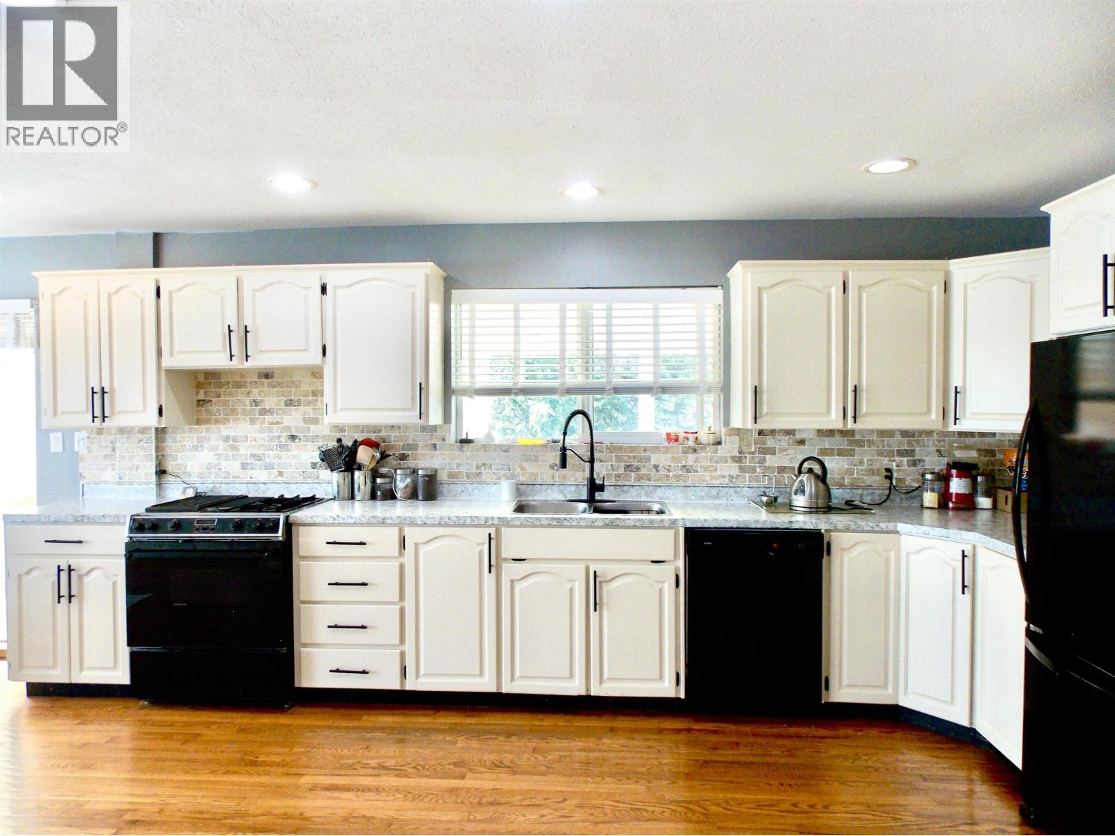 4126 MCKINLEY DRIVE - 5