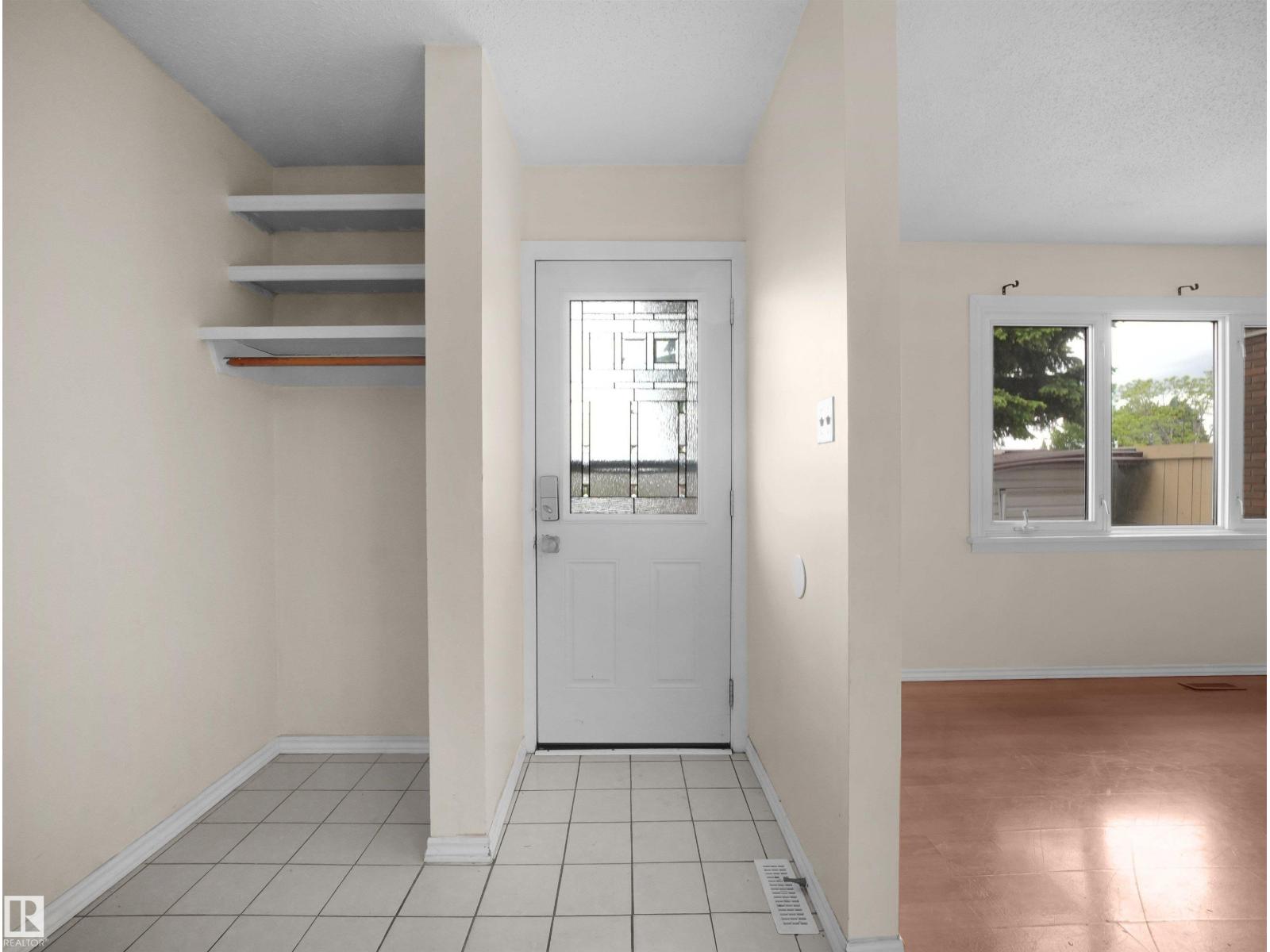 #4 14110 80 ST NW - photo 4