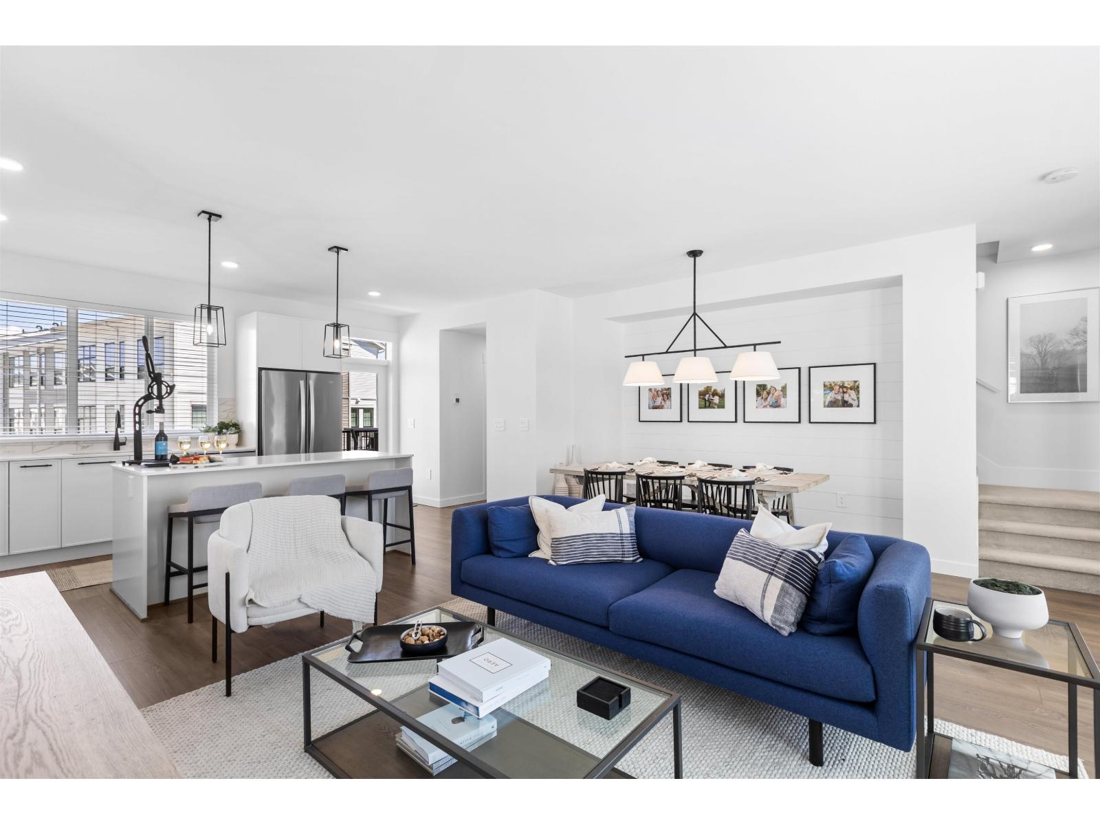 35 2891 MONTROSE AVENUE, Abbotsford