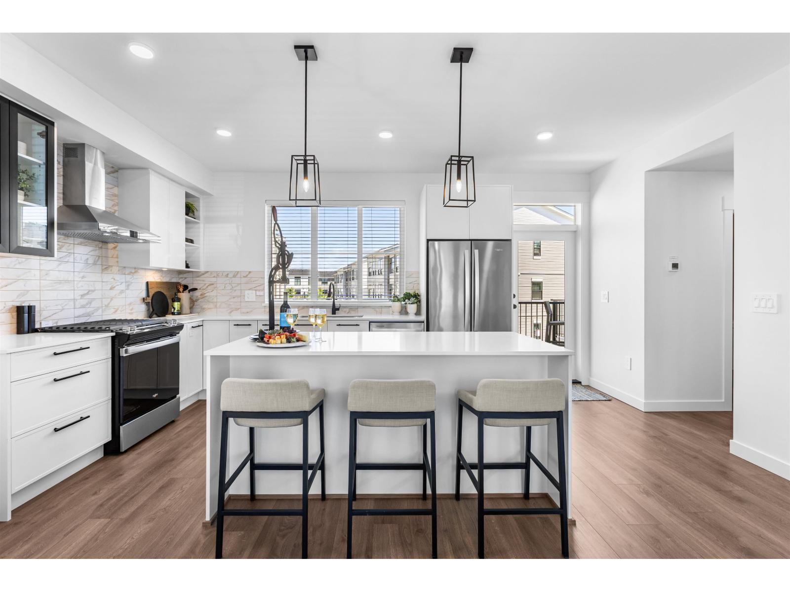 35 2891 MONTROSE AVENUE, Abbotsford