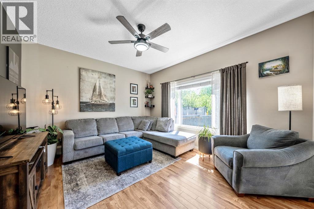 106 West Pointe Court, Cochrane
